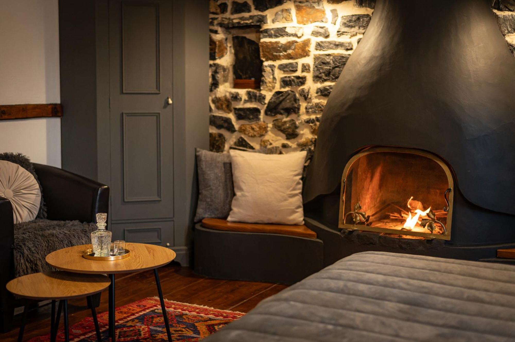 4 Seasons Premium Chalet Палеос-Айос-Атанасіос Екстер'єр фото