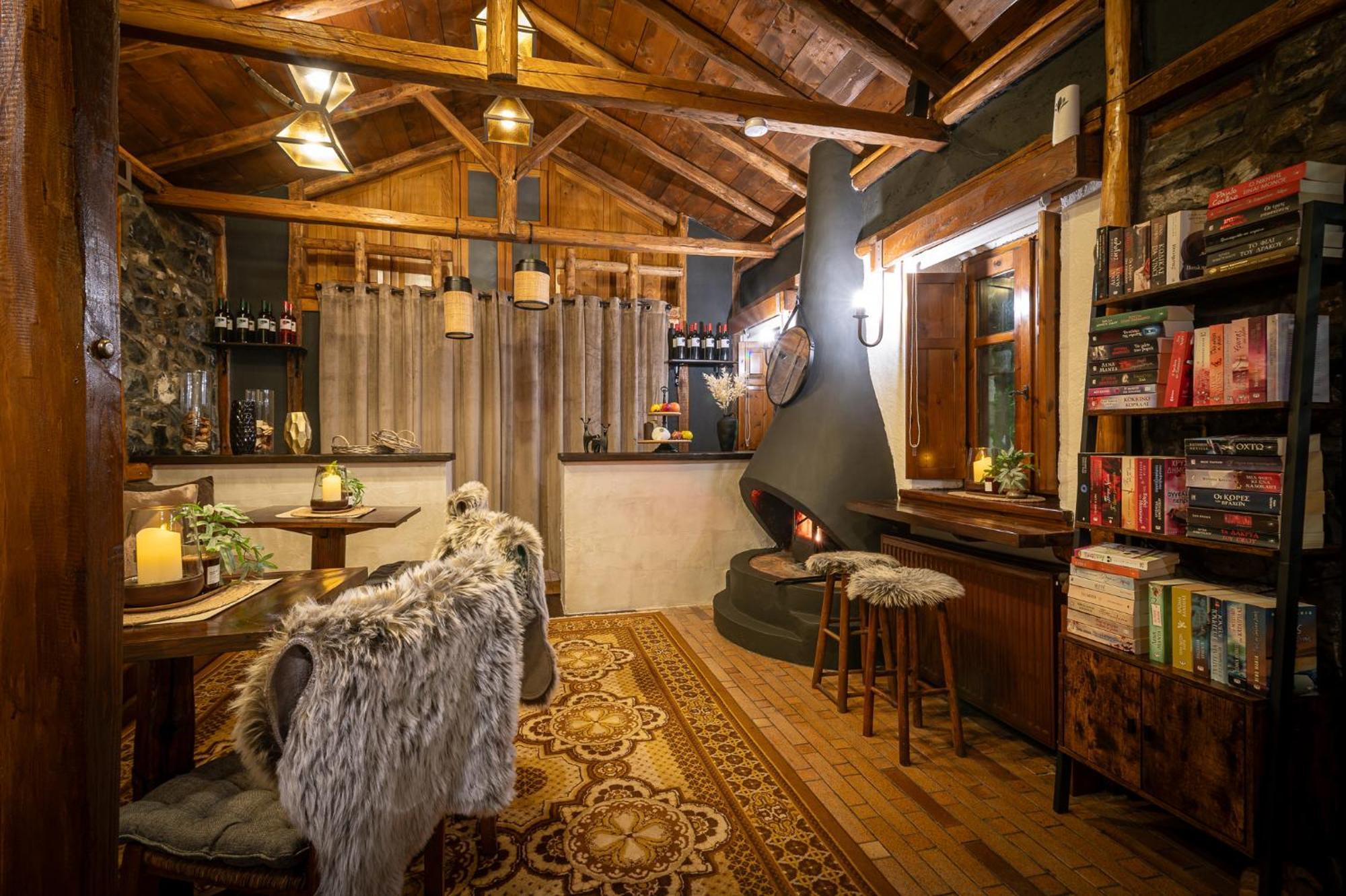 4 Seasons Premium Chalet Палеос-Айос-Атанасіос Екстер'єр фото